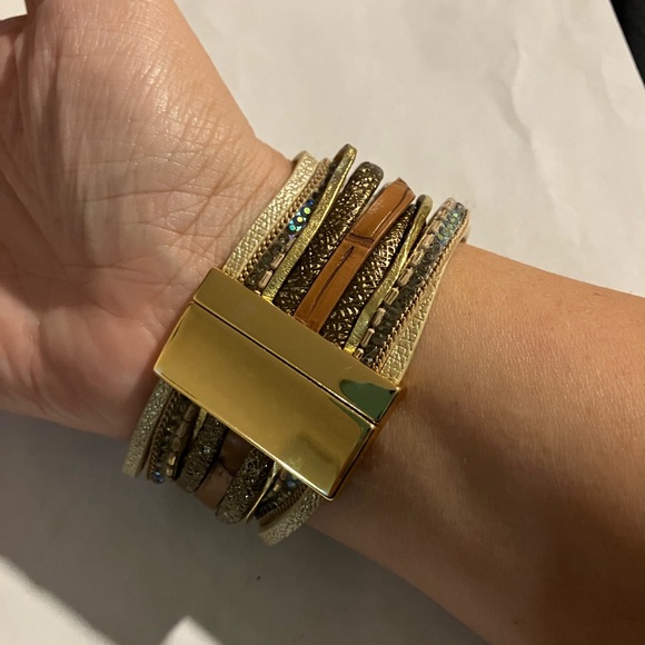 SAACHI Gold and Brown Layered “Optical Leather” Bracelet - Picture 2 of 8